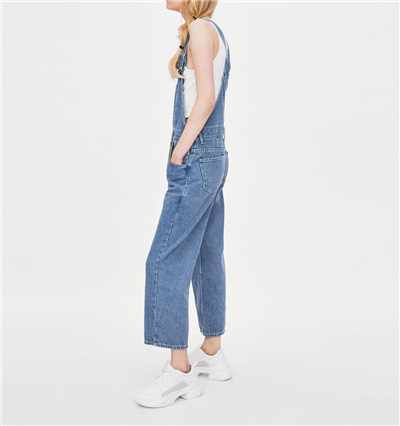 Women adjustable straps denim overalls with front pocket (3)
